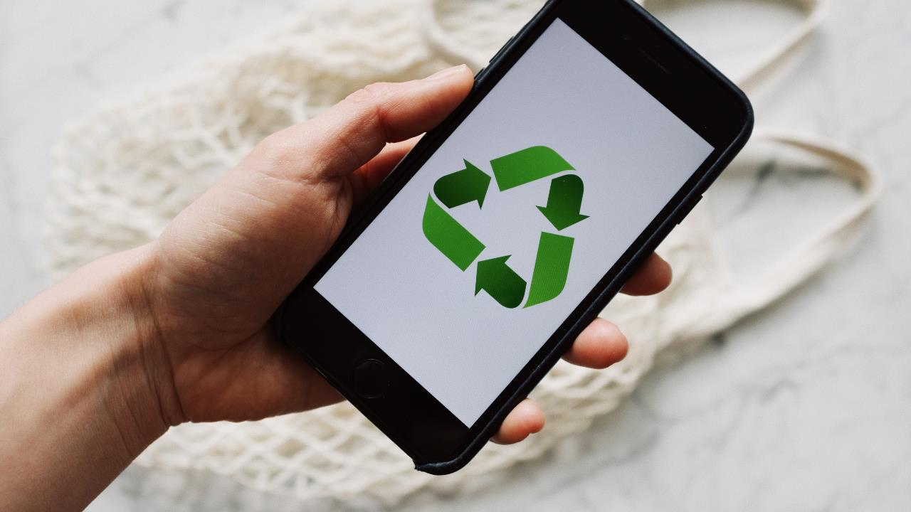 DIY: aprende a crear un canasto para tu escritorio con estos materiales reciclados